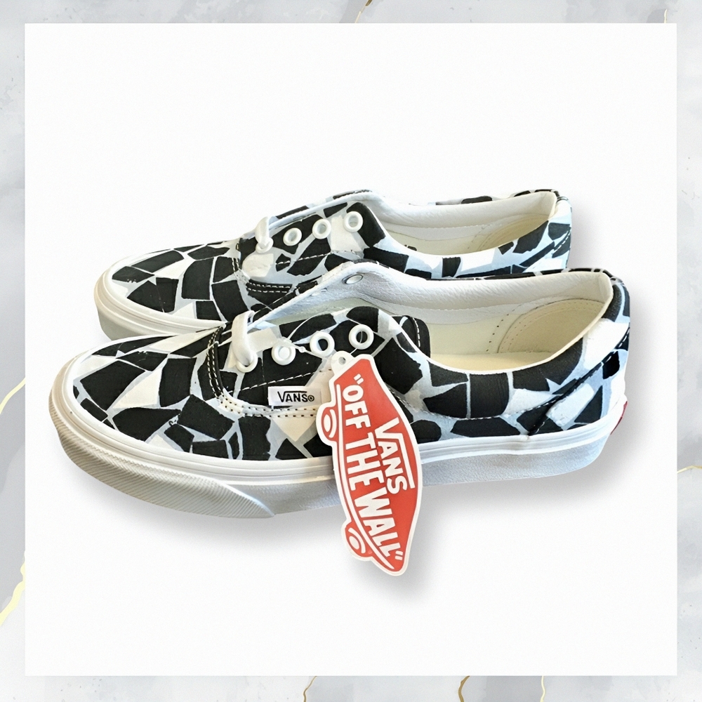 NWT! Vans Era Shoes / Sneakers MOSAIC CHECKERBOARD Women’s Size 7 (Men's 5.5)